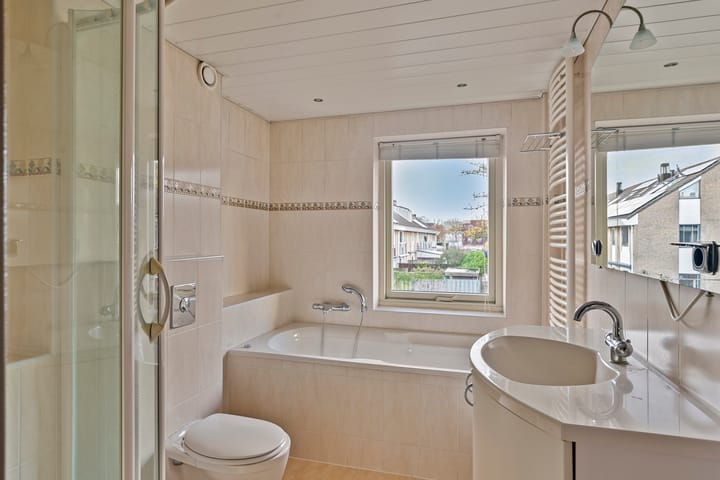 Foto 17 van Rostandzijde 27