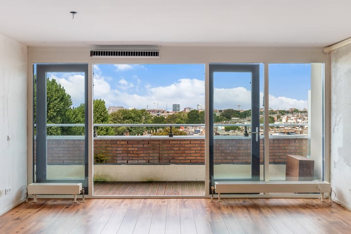 Photo 11 of Cornelis de Wittlaan 670