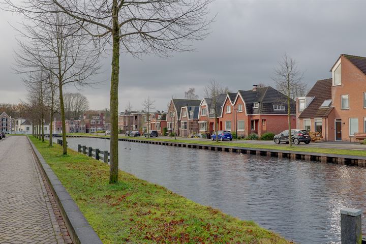 Bekijk foto 40 van het Kanaal 23