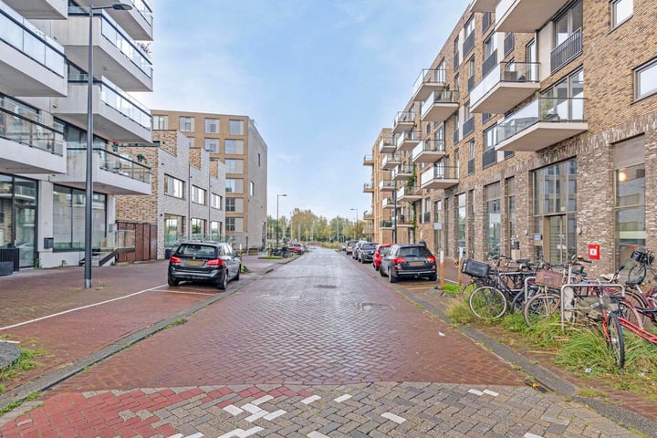 View photo 25 of Nida Senffstraat 149