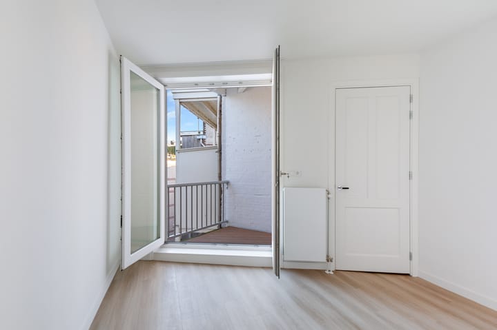 Foto 14 van Amaliastraat 2-3