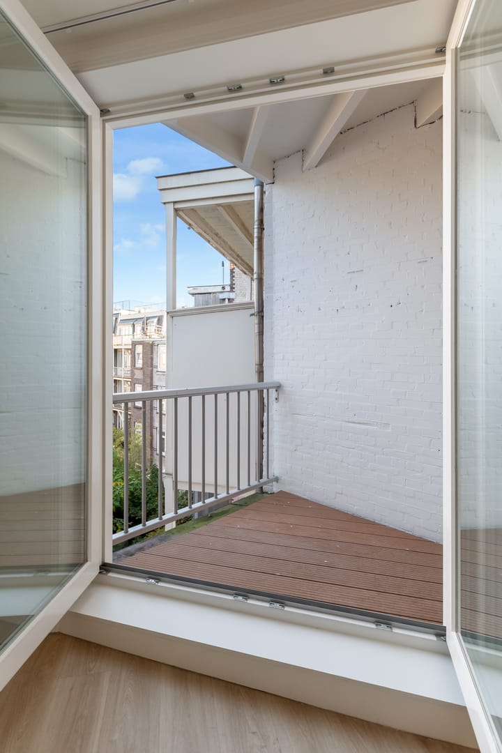 Foto 15 van Amaliastraat 2-3