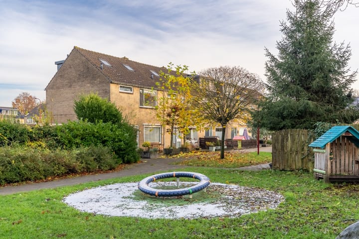 Foto 43 van Hazelaarstraat 24