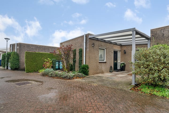 Foto 2 van Van Fridaghmarke 9