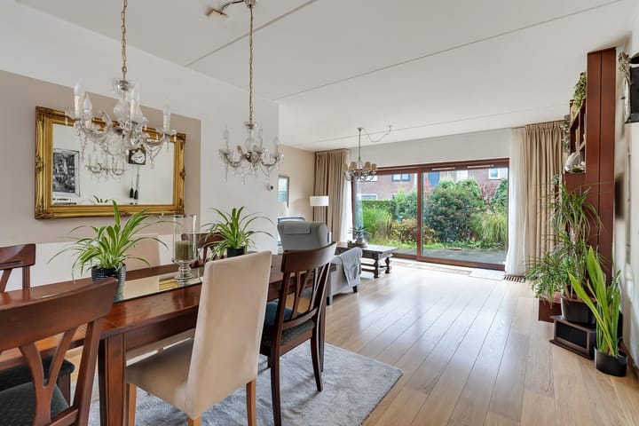 Foto 3 van Van Fridaghmarke 9