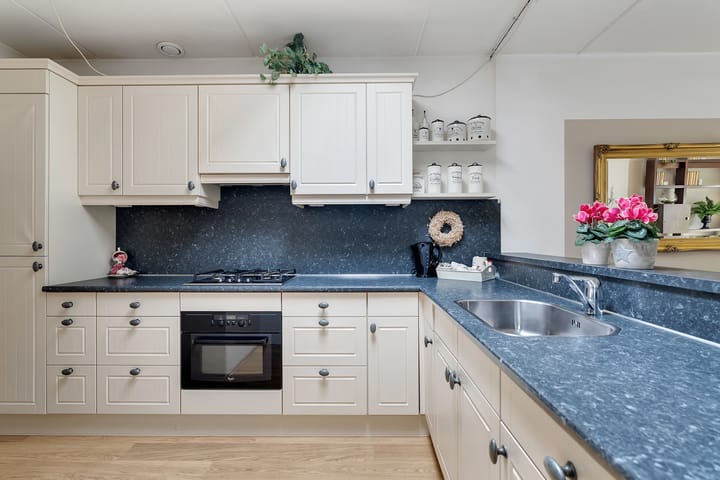 Foto 9 van Van Fridaghmarke 9