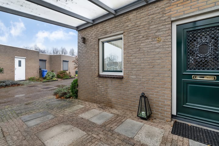 Foto 27 van Van Fridaghmarke 9