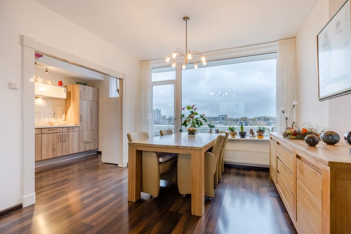 Foto 15 van Mgr. W.M. Bekkerslaan 48