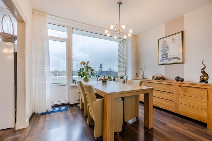 Foto 16 van Mgr. W.M. Bekkerslaan 48