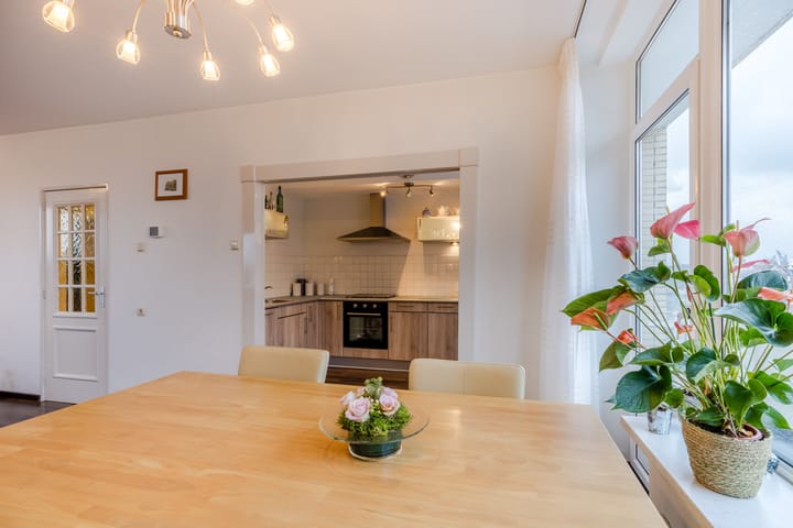 Foto 17 van Mgr. W.M. Bekkerslaan 48