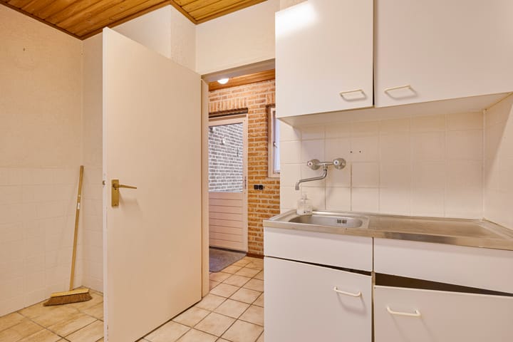 Foto 20 van Molenaarstraat 13