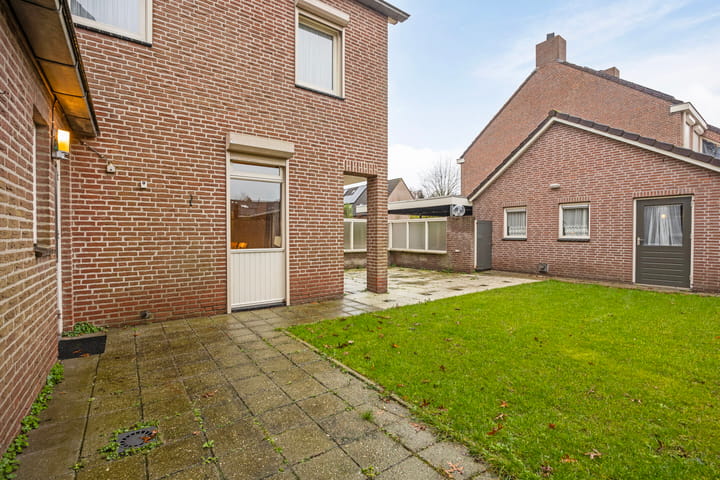 Foto 36 van Molenaarstraat 13