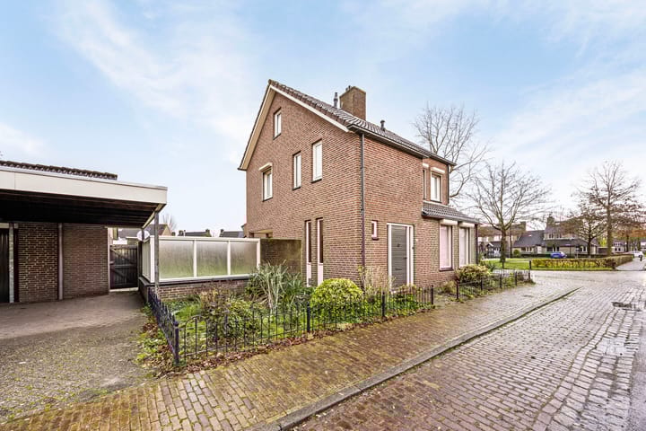 Foto 43 van Molenaarstraat 13