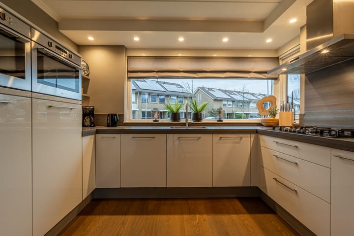 Foto 4 van Jan van Almondestraat 119