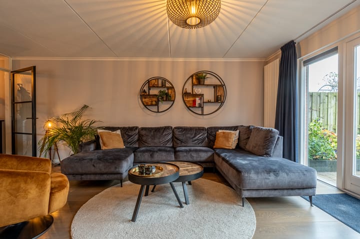 Foto 11 van Jan van Almondestraat 119