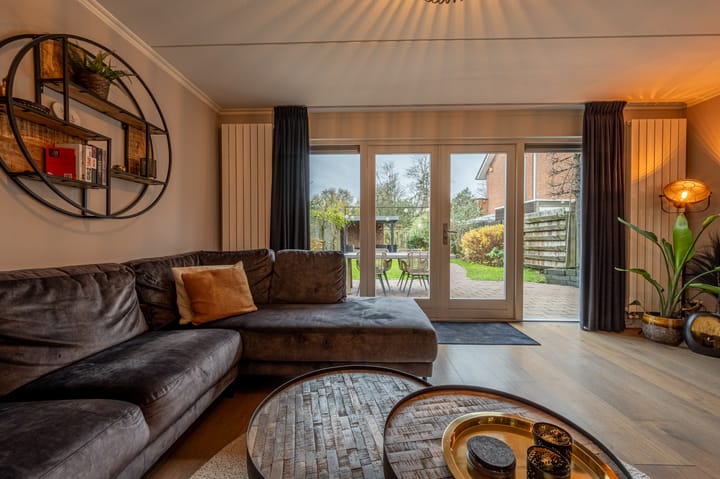 Foto 14 van Jan van Almondestraat 119