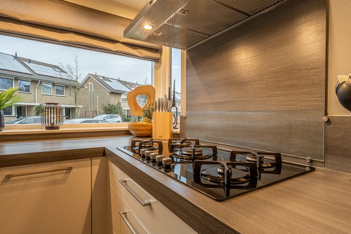 Foto 20 van Jan van Almondestraat 119