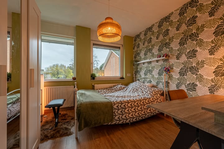 Foto 28 van Jan van Almondestraat 119