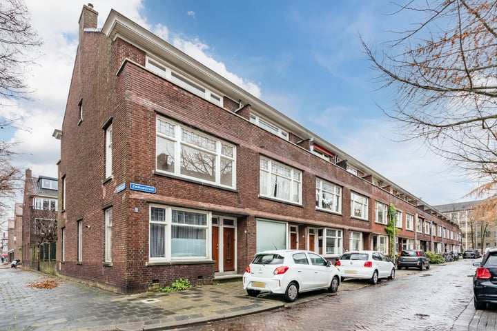 View photo 1 of Zwaluwstraat 2-B