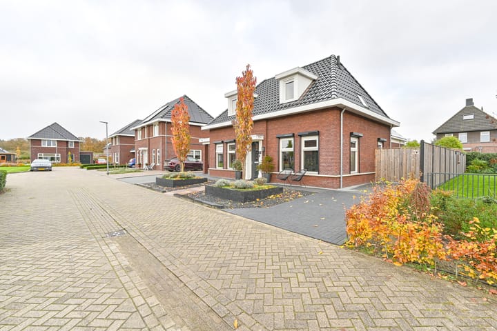 Foto 4 van Beeldentuin 8