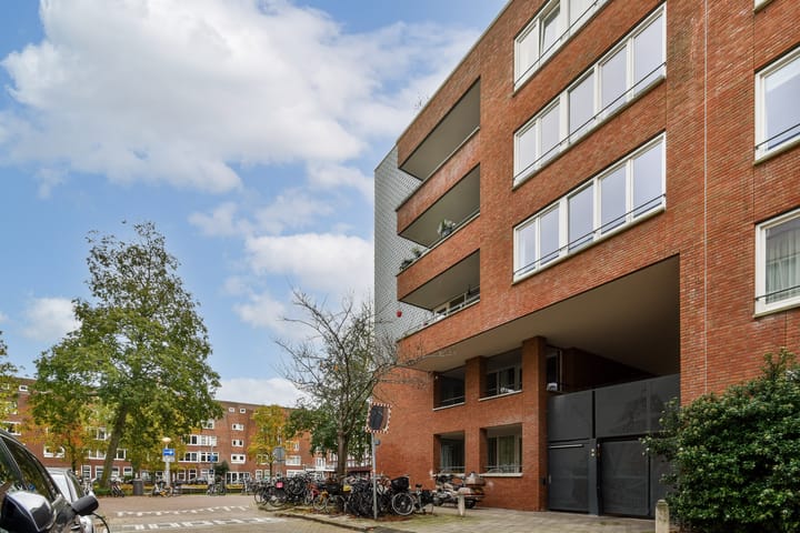 Photo 2 of Balboastraat