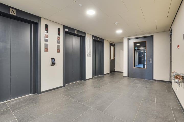 Photo 3 of Maria Stuartplein 279