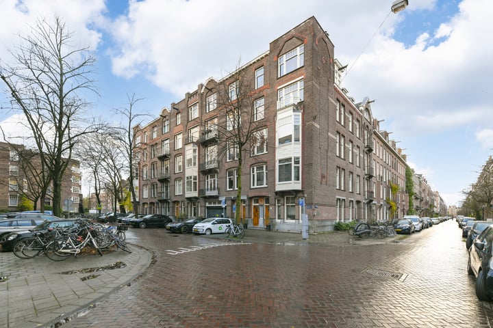 View photo 1 of Okeghemstraat 6-2