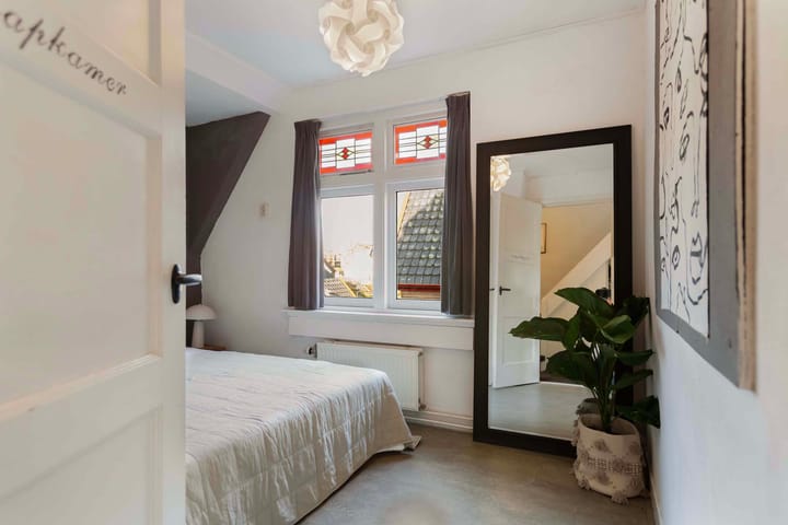 Foto 19 van Bartelsweg 77-2