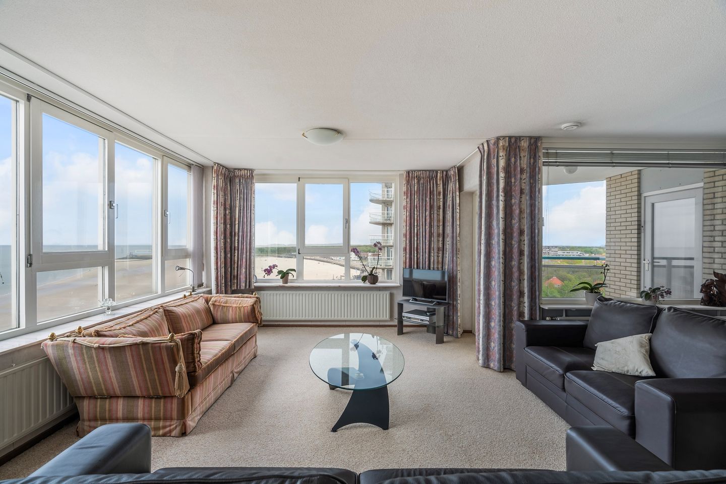 Foto 14 van Boulevard Bankert 370