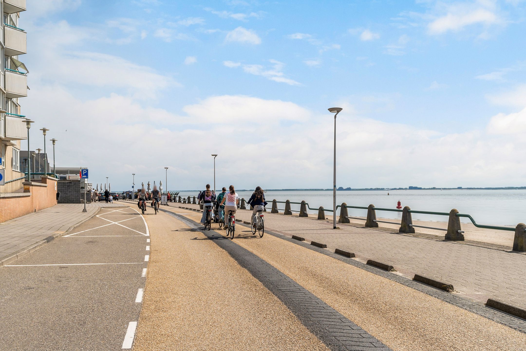 Foto 42 van Boulevard Bankert 370