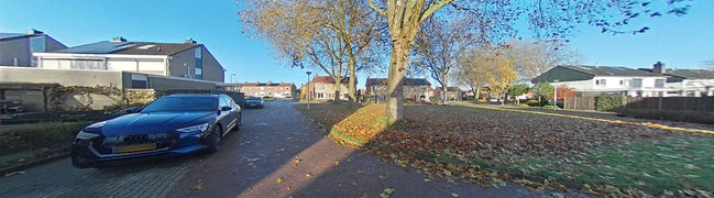 View 360° photo of straatbeeld of Trompstraat 14