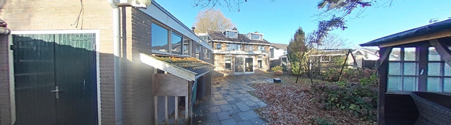 View 360° photo of achtertuin of Trompstraat 14