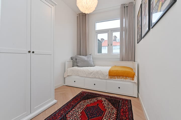 Foto 16 van Huisduinenstraat 74