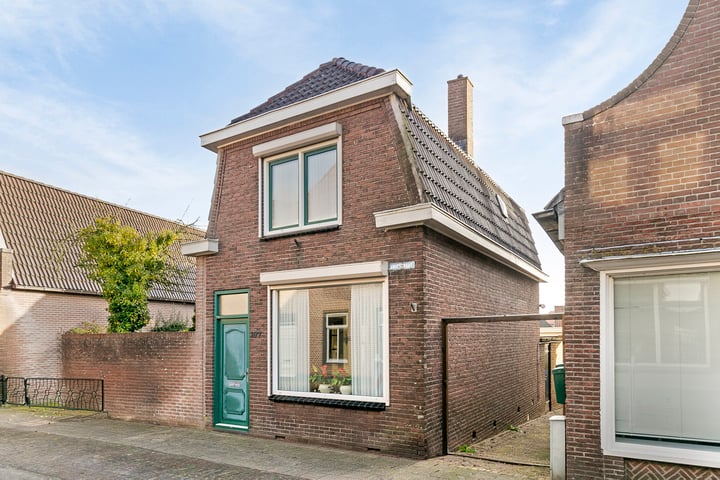 Bekijk foto 1 van Langestraat 107