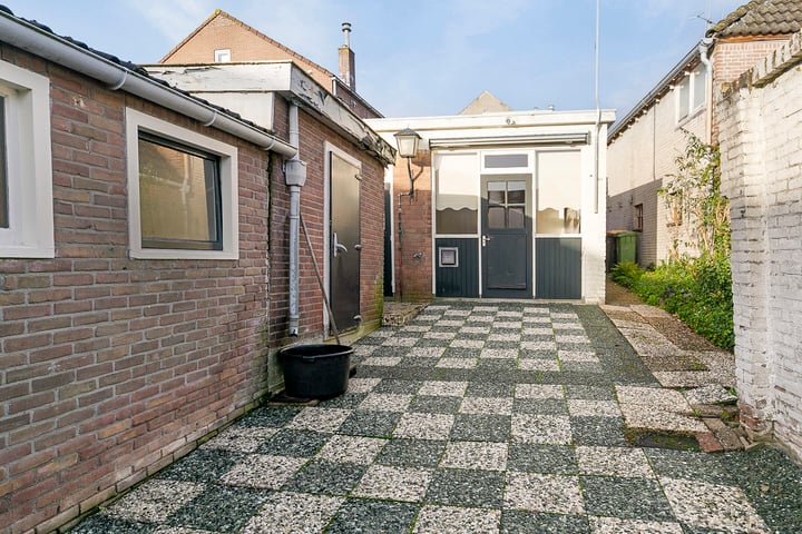 Bekijk foto 18 van Langestraat 107