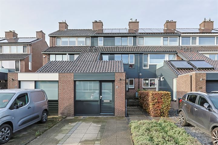 Bekijk foto 1 van van Beethovenlaan 49