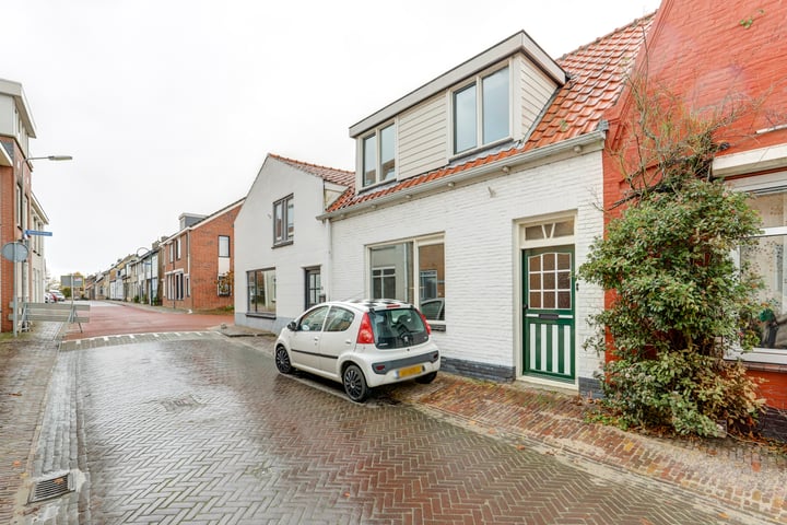 Bekijk foto 1 van Hoofdstraat 3