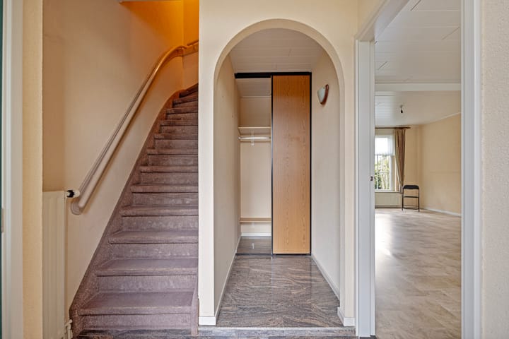 Photo 7 of Bredaseweg 23-A