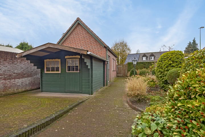 Photo 29 of Bredaseweg 23-A