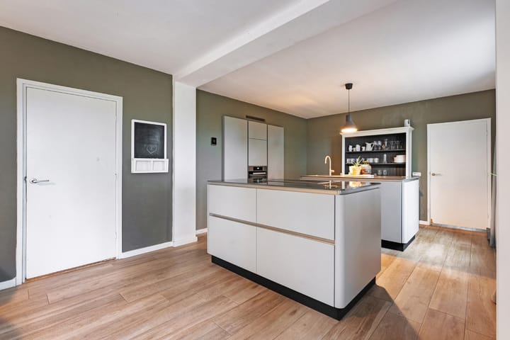 Photo 19 of Zonnebloemweg 6-B