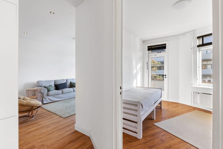 Foto 23 van Van Houtenstraat 20-C