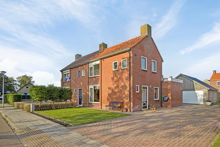 Foto 1 van Burg. Garreltsweg 42