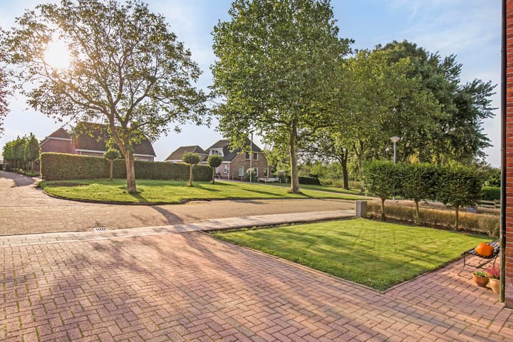 Foto 6 van Burg. Garreltsweg 42