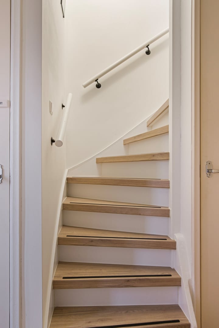 Foto 9 van Burg. Garreltsweg 42