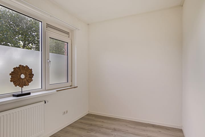 Foto 24 van Burg. Garreltsweg 42