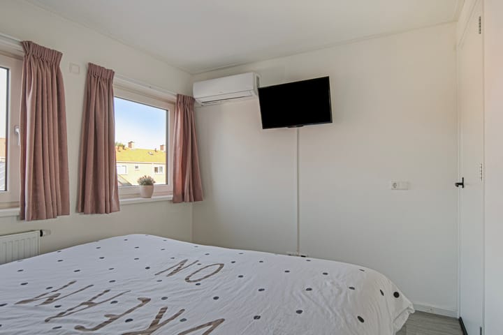 Foto 28 van Burg. Garreltsweg 42