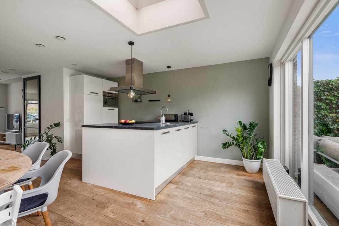 Photo 2 of Wim van Eststraat 67