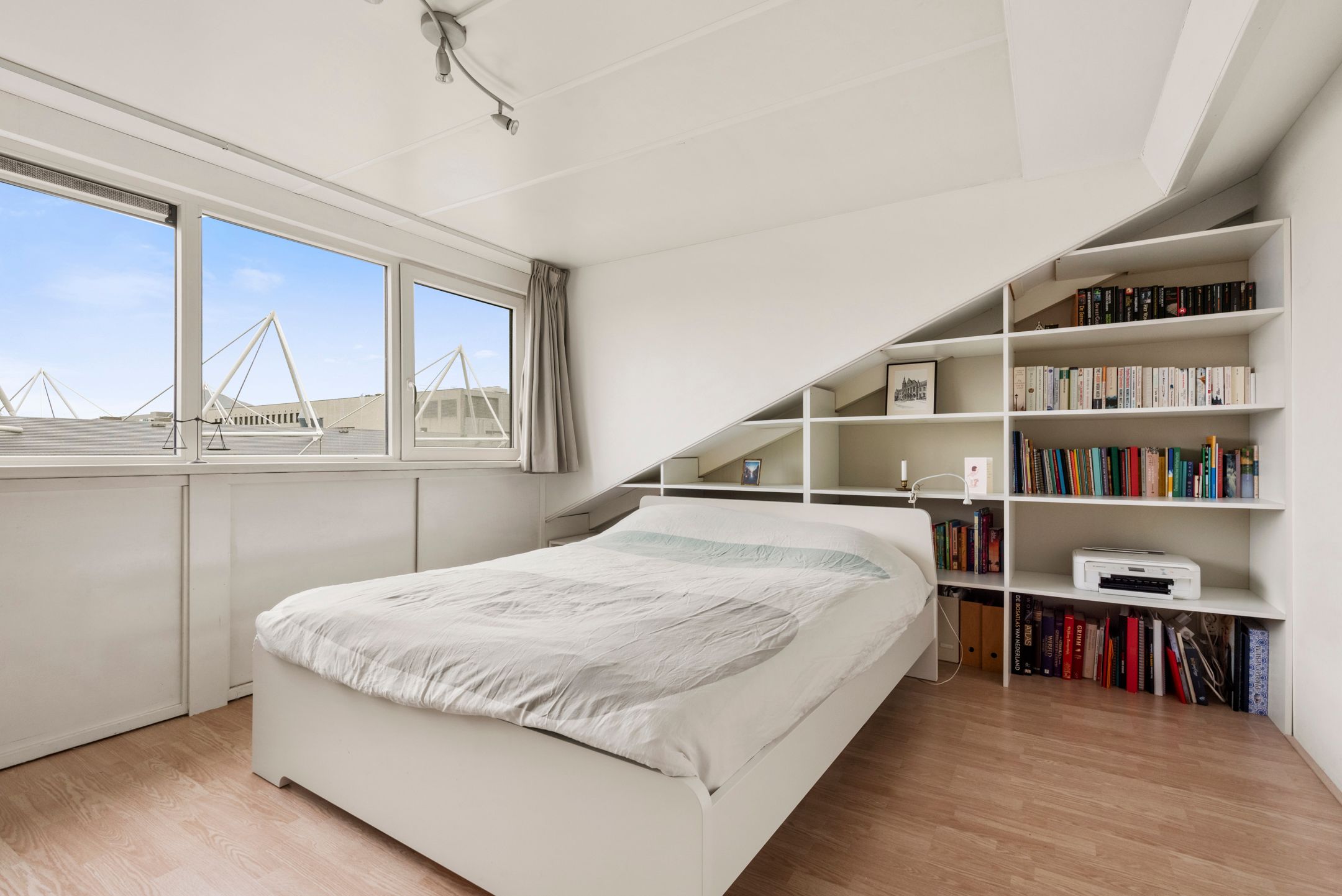 Photo 21 of Wim van Eststraat 67