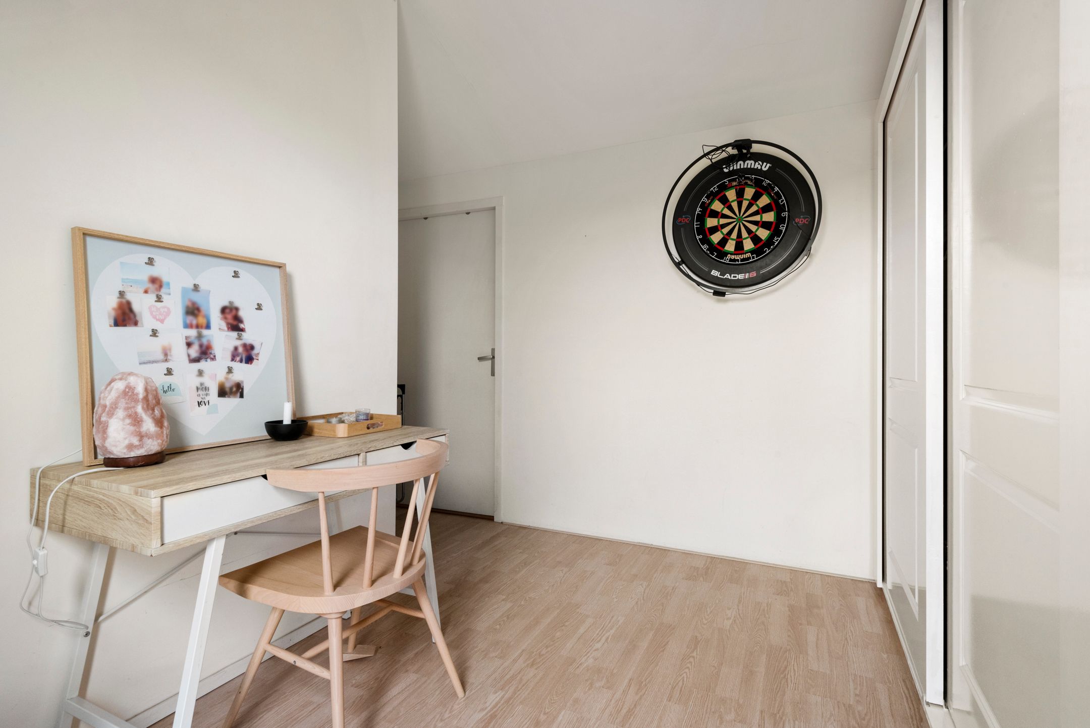 Photo 24 of Wim van Eststraat 67