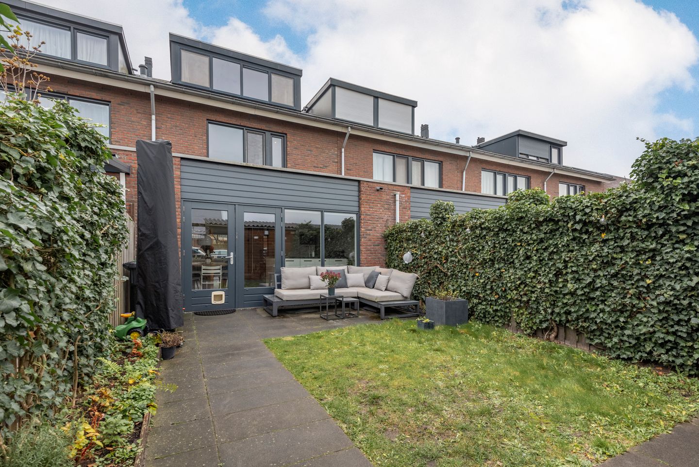 Photo 4 of Wim van Eststraat 67